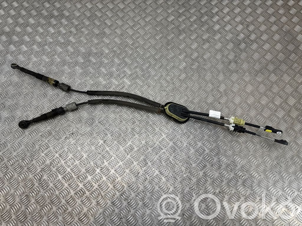 Renault Megane IV Gear shift cable linkage 