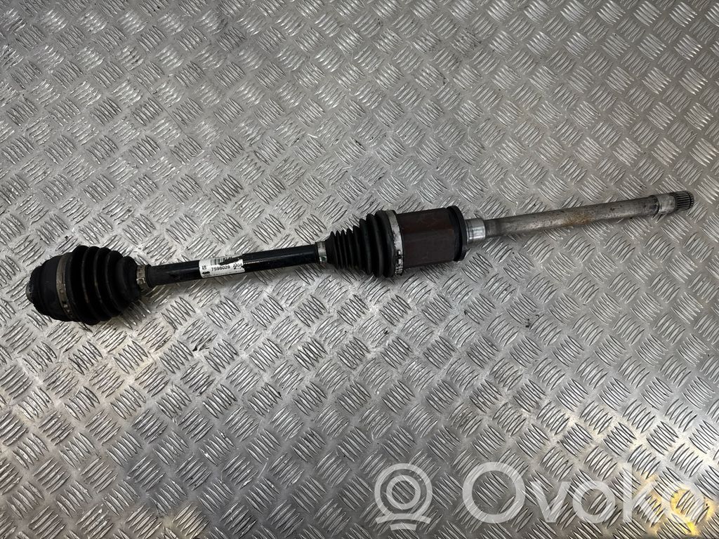 BMW X4 F26 Priekšējā pusass 