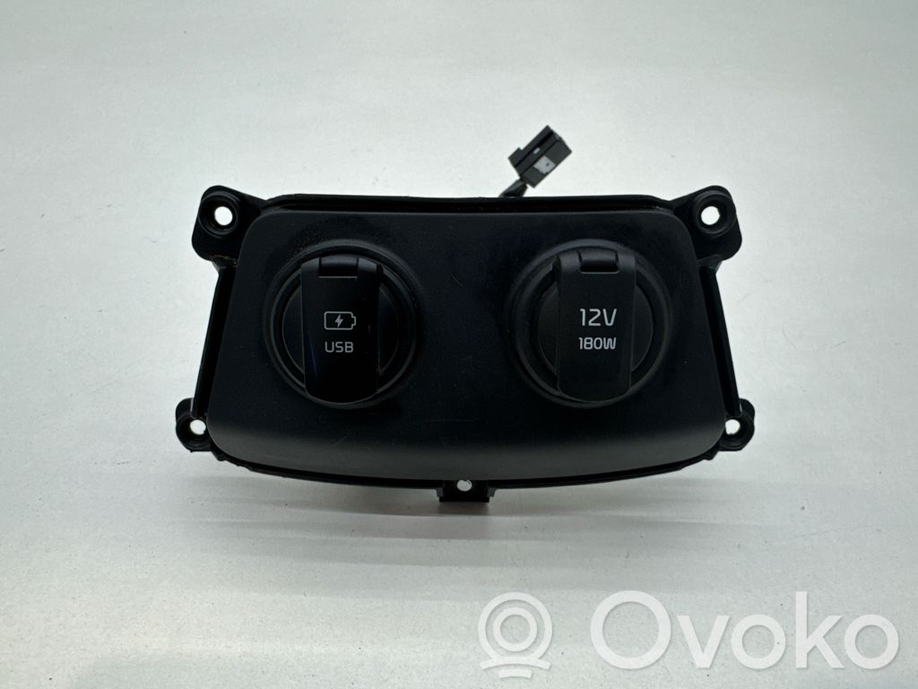 KIA Sportage Enchufe conector USB 