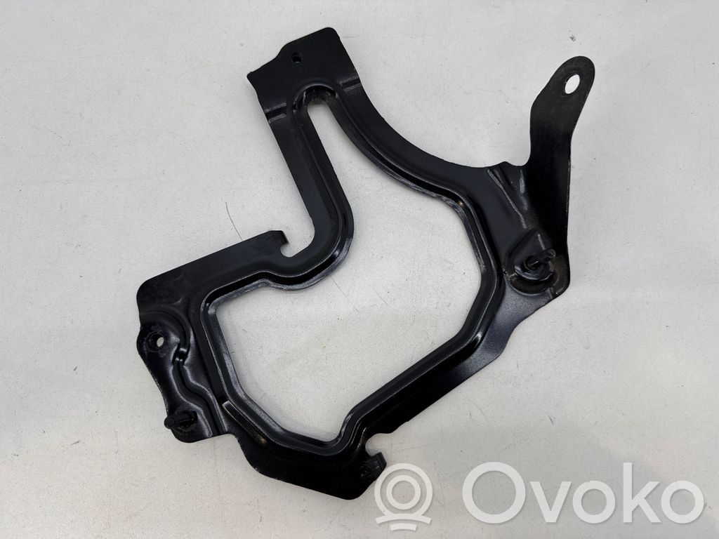 Volvo XC40 Suport unitate control motor 