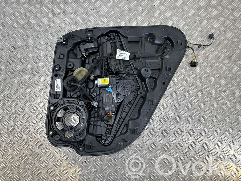 Volvo XC40 Regulador de puerta trasera con motor 