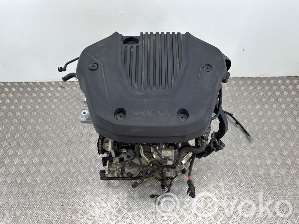 Variklis   32208775,021141049,32257621,3779404,B315415
