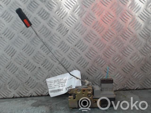 Citroen Berlingo Priekšpusē slēdzene 