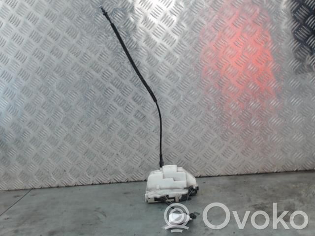 Citroen C3 Priekšpusē slēdzene 