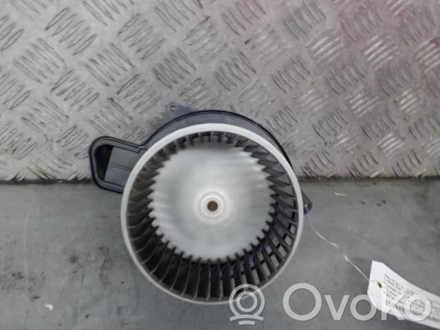 Lancia Ypsilon Heizungslüfter 
