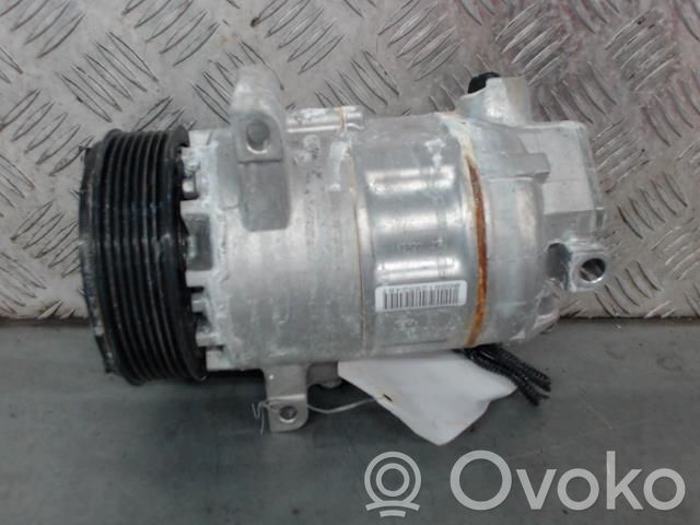 Renault Clio V Air conditioning (A/C) compressor (pump) 