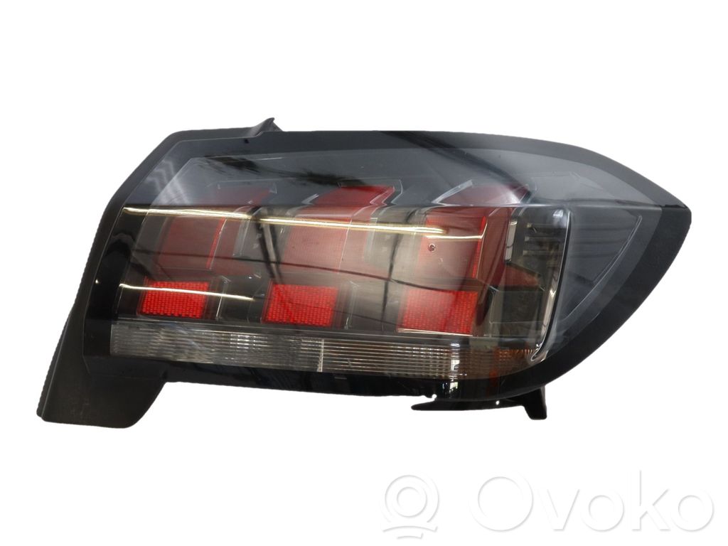 Peugeot 208 II Lampa tylna 