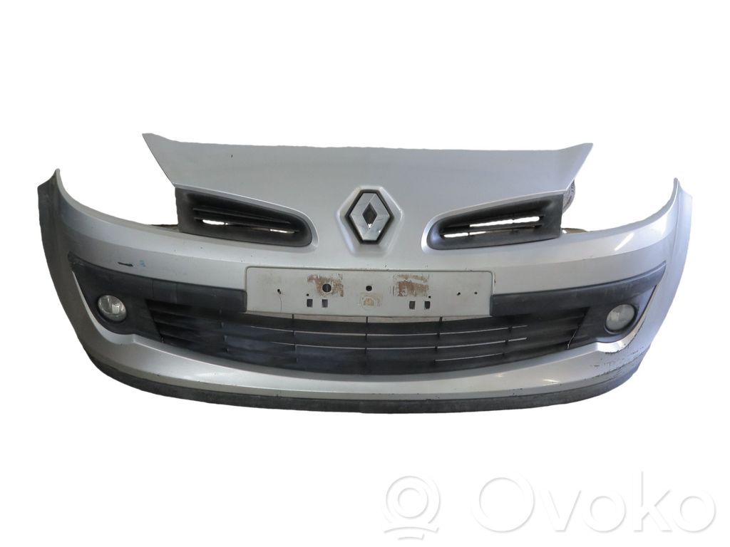 Renault Clio III Front bumper 