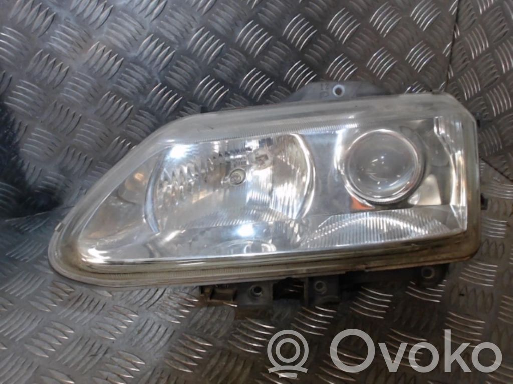 Renault Espace III Scheinwerfer 