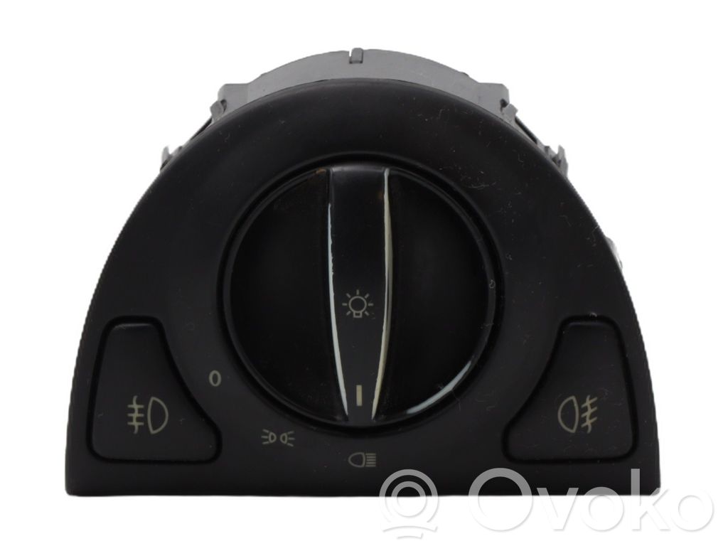 Light switch   12786133