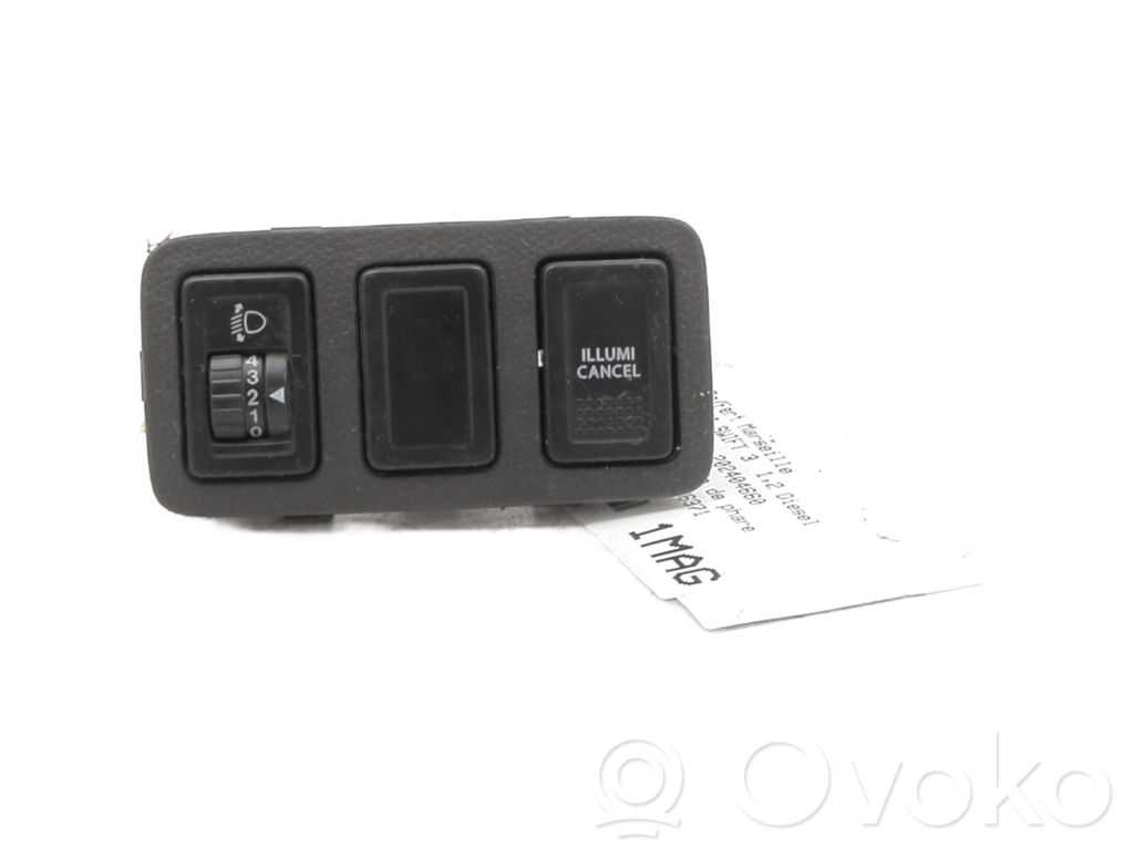 Comutator lumini   3518051KA0