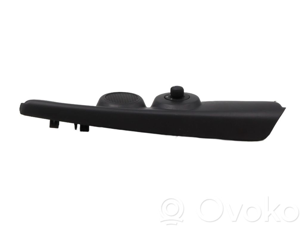 Wing mirror switch