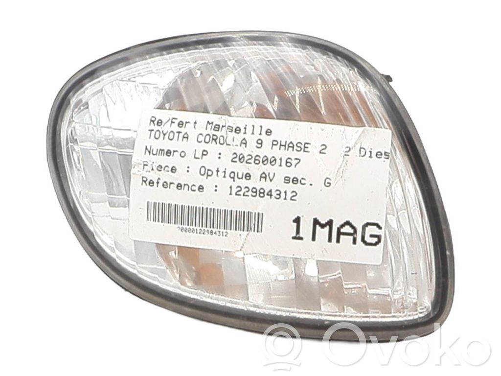 Toyota Corolla E110 Front fender indicator light 