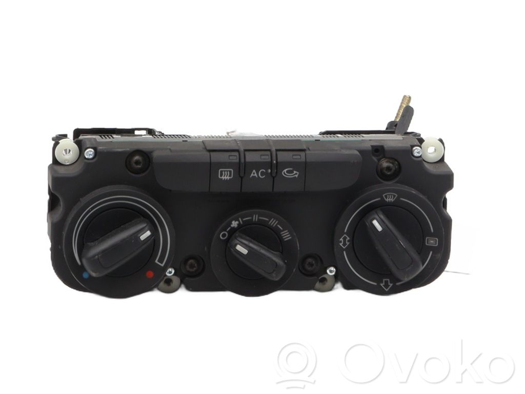 Audi A3 S3 A3 Sportback 8P Climate control unit 