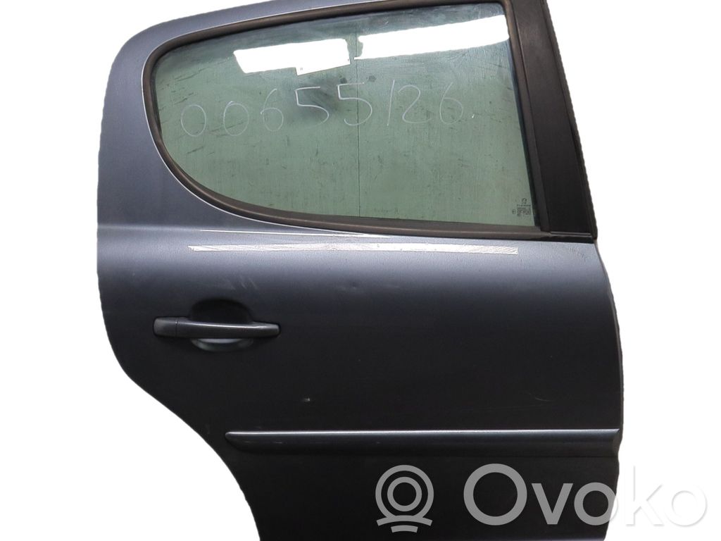 Galinės durys   9008S6