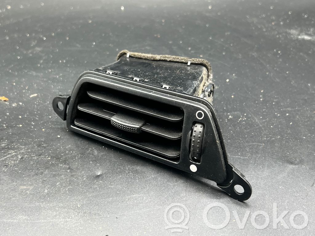 Ford Mondeo MK IV Rear air vent grill 