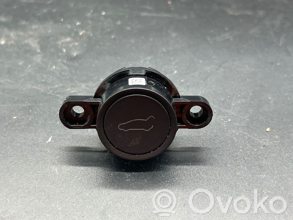 Tesla Model Y Tailgate/trunk/boot open switch 