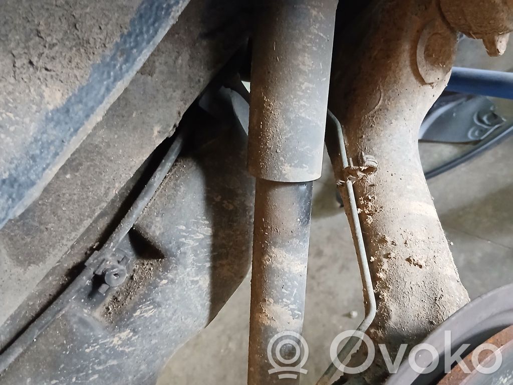 Renault Clio I Amortizor spate 