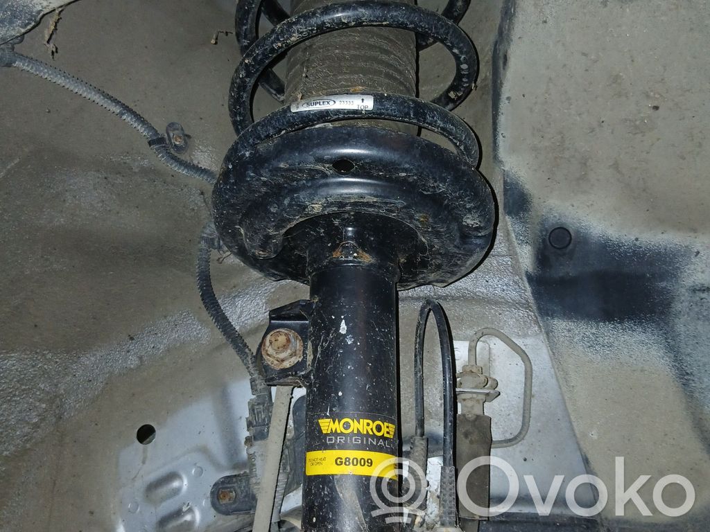 Opel Vectra C Etuiskunvaimennin kierrejousella 