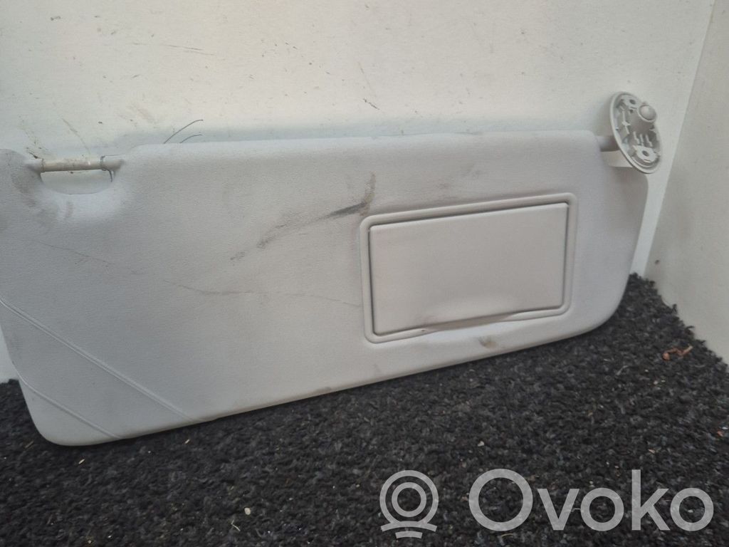 Sun visor   1880327