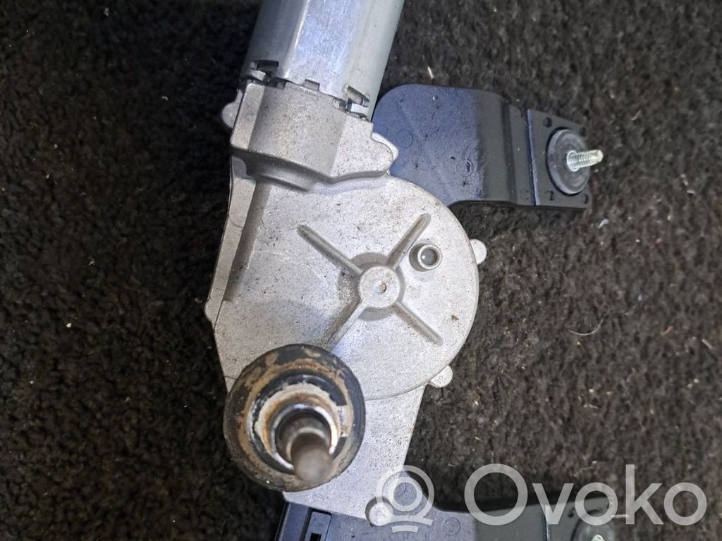 Hyundai i30 Silniczek wycieraczki szyby tylnej 