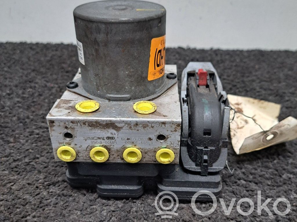 Bomba de ABS   589201P250