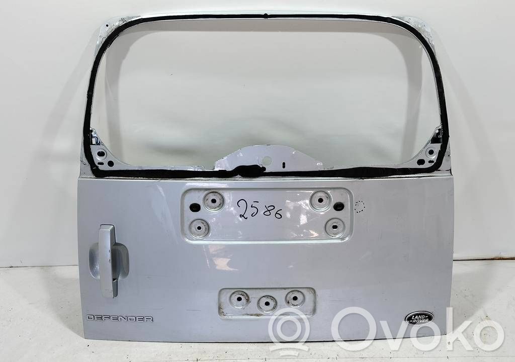Tailgate/trunk/boot lid   L8B2400A18