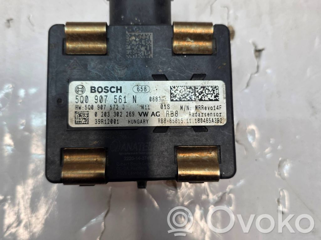 Volkswagen Golf VII Sensor de radar Distronic 