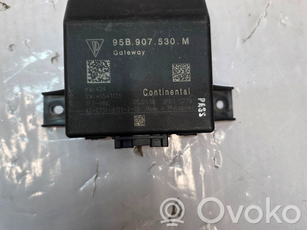 Porsche 911 991 Gateway control module 