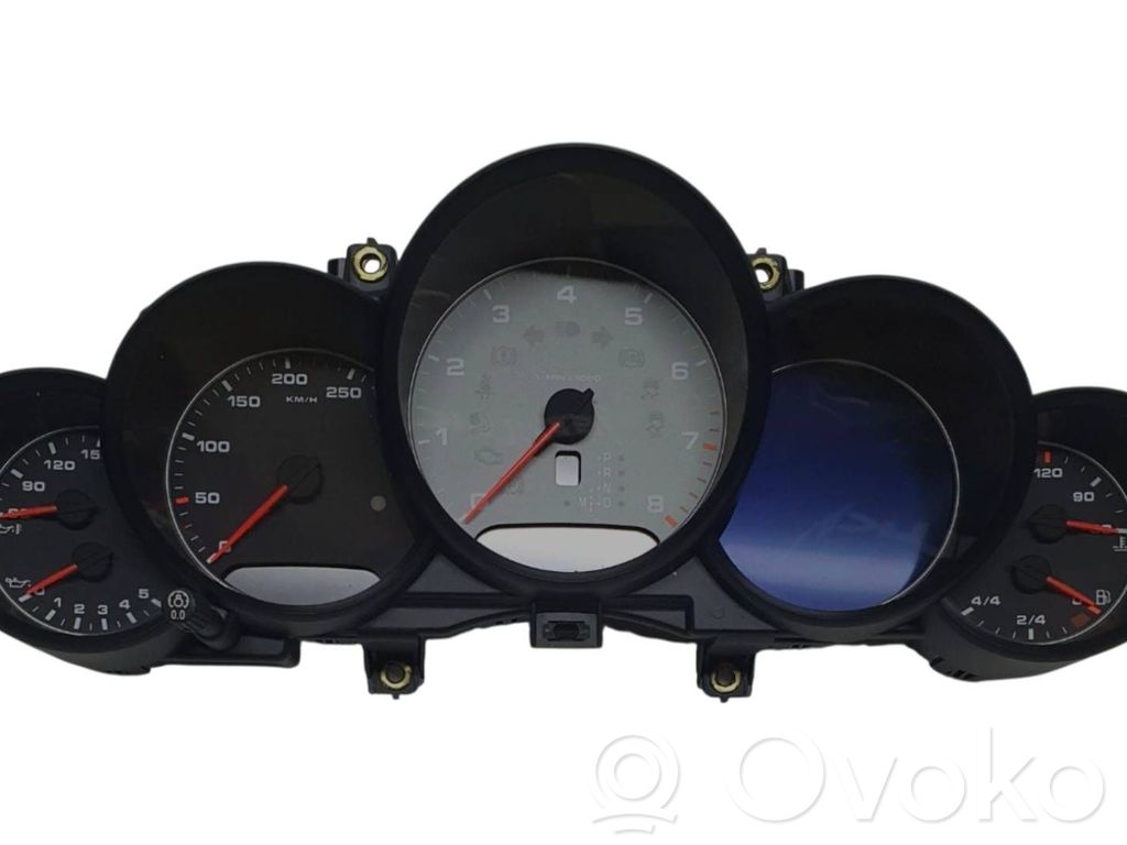 Porsche Cayenne (92A) Speedometer (instrument cluster) 