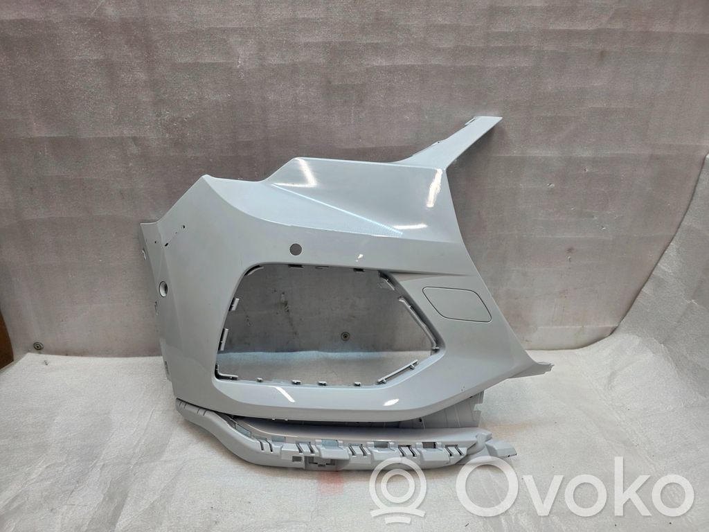 Audi Q3 F3 Narożnik zderzaka przedniego 