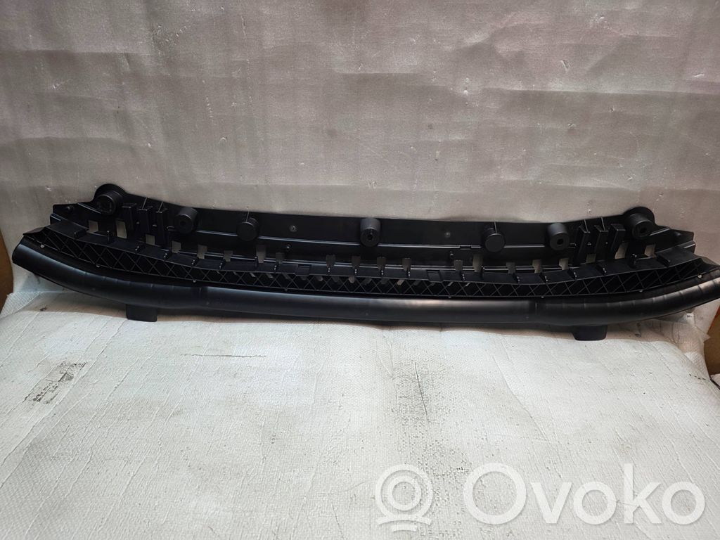 Audi Q6 e-tron Front bumper skid plate/under tray 