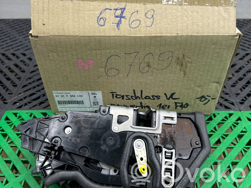 BMW 1 F40 Cerradura de puerta delantera 