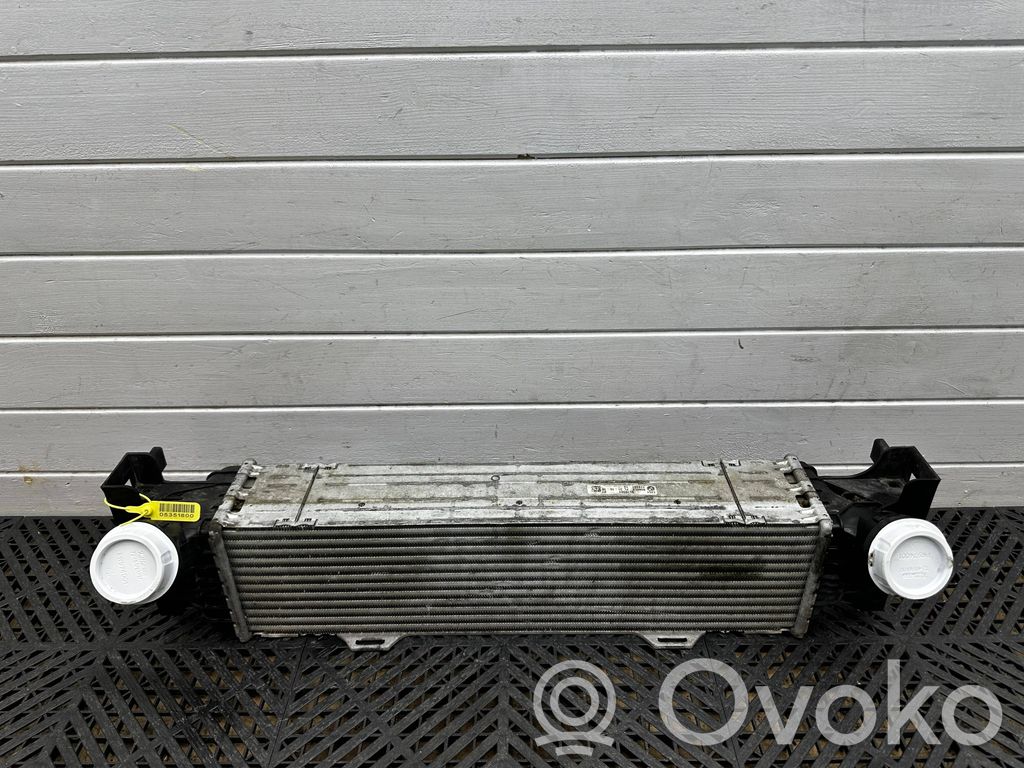 BMW 5 G30 G31 G38 Interkūlerio radiatorius 