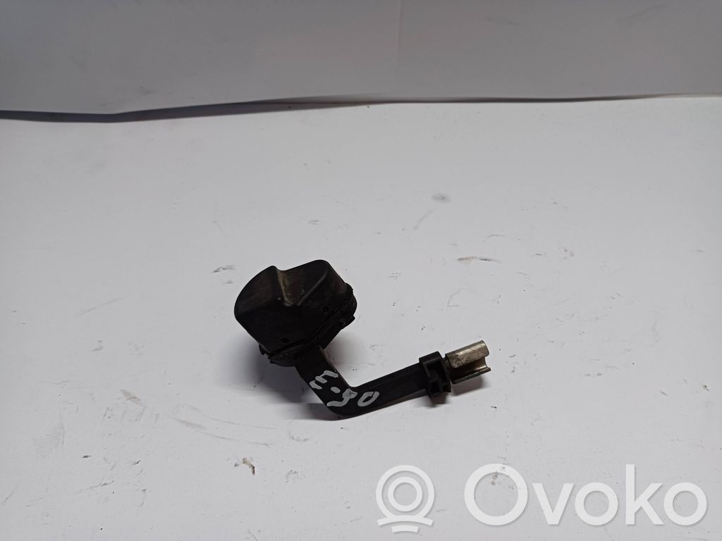 Câble de batterie positif   61146925713