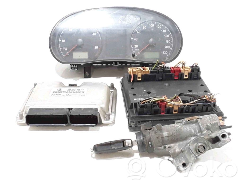 Volkswagen Polo IV 9N3 Komputer / Sterownik ECU i komplet kluczy 