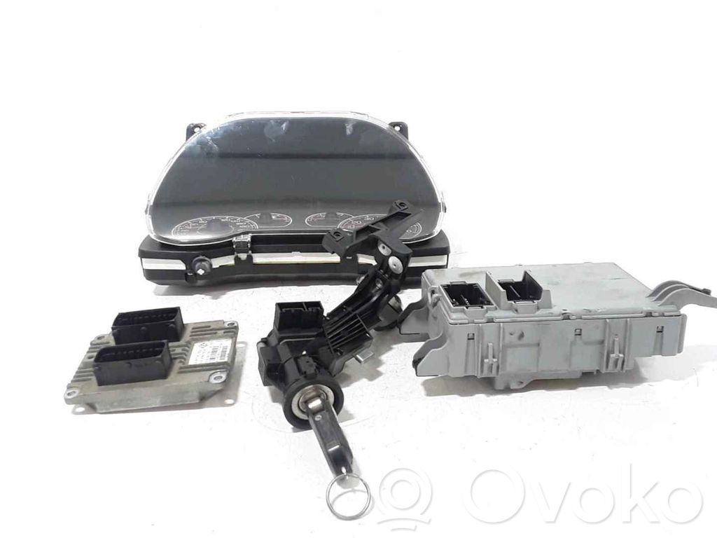 Fiat Grande Punto Komputer / Sterownik ECU i komplet kluczy 