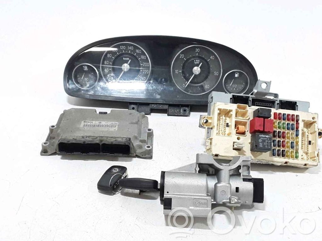 Lancia Thesis Engine ECU kit and lock set 