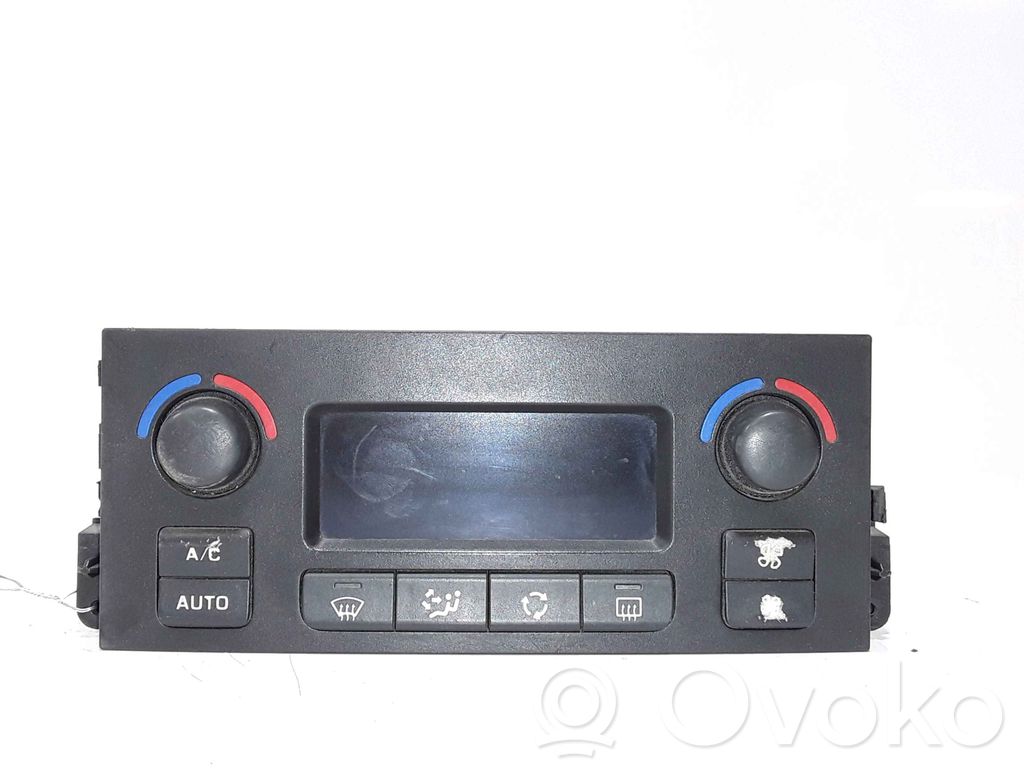 Peugeot 207 Climate control unit 