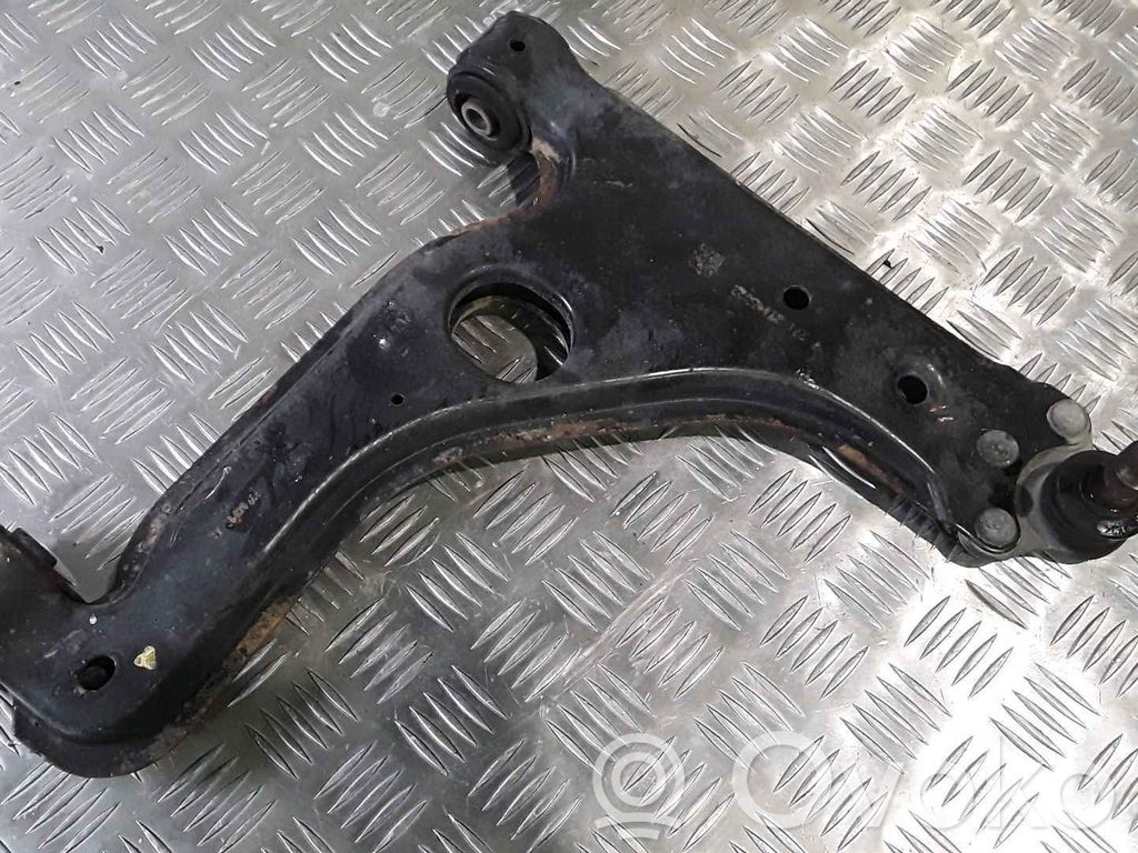 Opel Astra F Dolny wahacz przedni 
