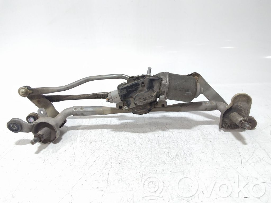 Mazda 5 Front wiper linkage and motor 