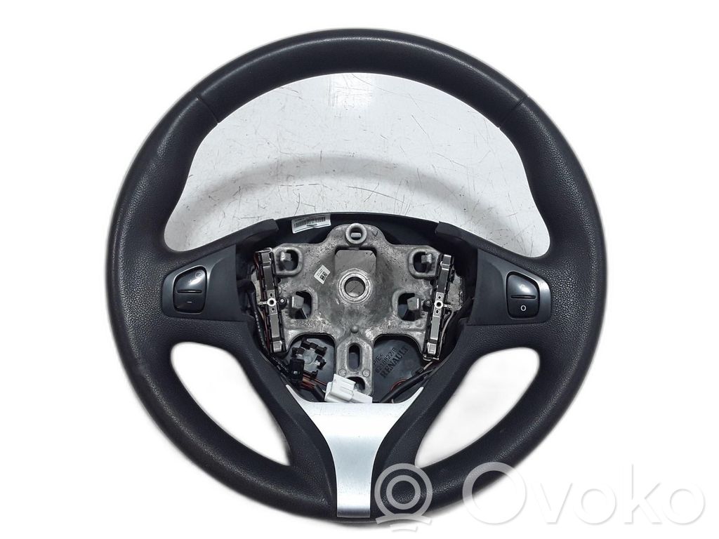 Renault Clio IV Ohjauspyörä 