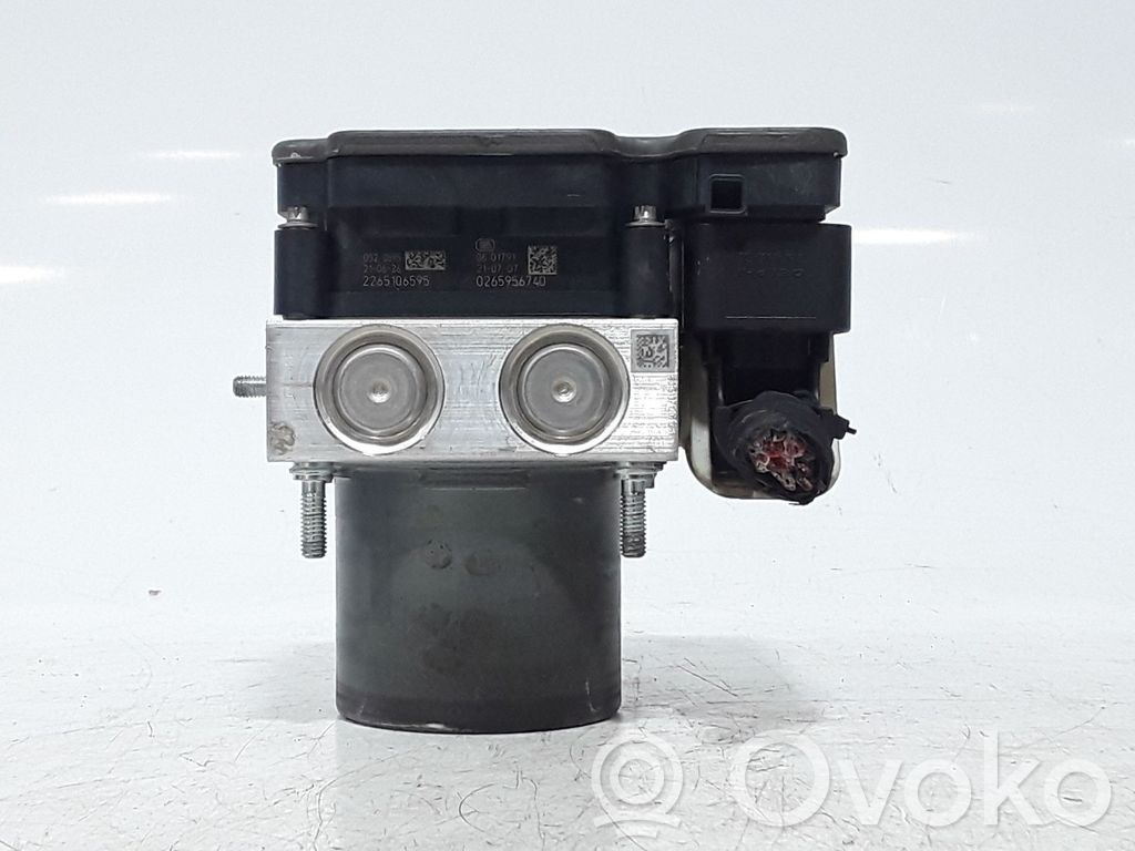 Renault Captur II ABS bloks 