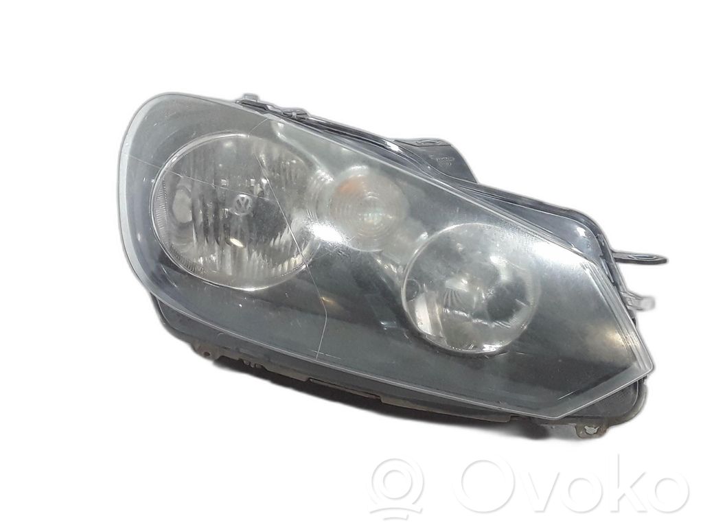 Volkswagen Golf VI Lampa przednia 