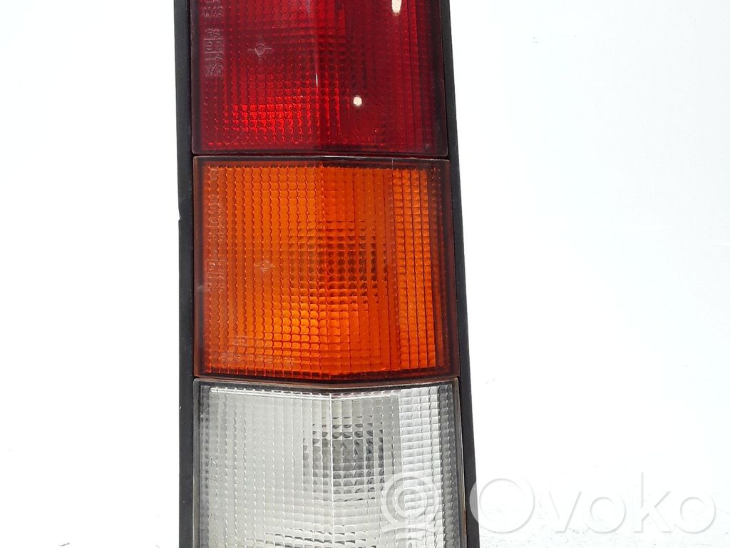 Renault Express Lampa tylna 