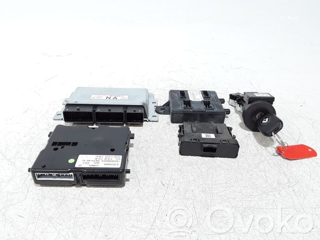 Renault Twingo III Engine ECU kit and lock set 