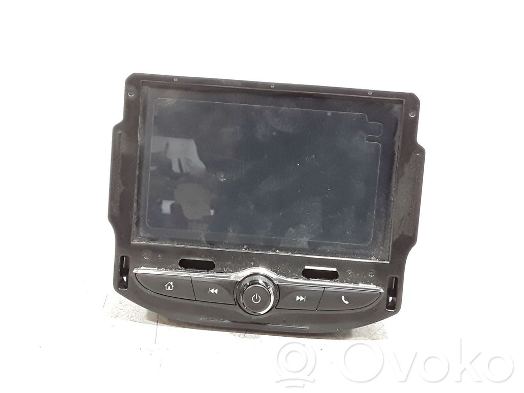 Opel Corsa A Radio / CD/DVD atskaņotājs / navigācija 