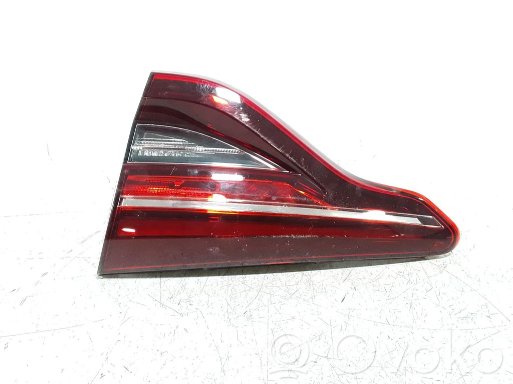 Renault Clio V Lampy tylnej klapy bagażnika 