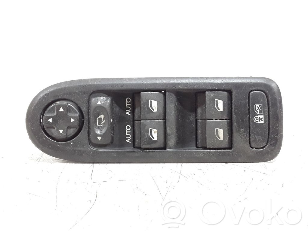 Citroen C3 Electric window control switch 