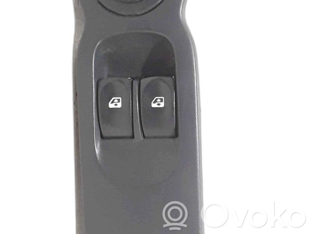 Renault Modus Elektrisko logu slēdzis
